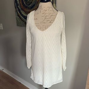 Peppermint Slit Sleeve Shift Dress - Size - M